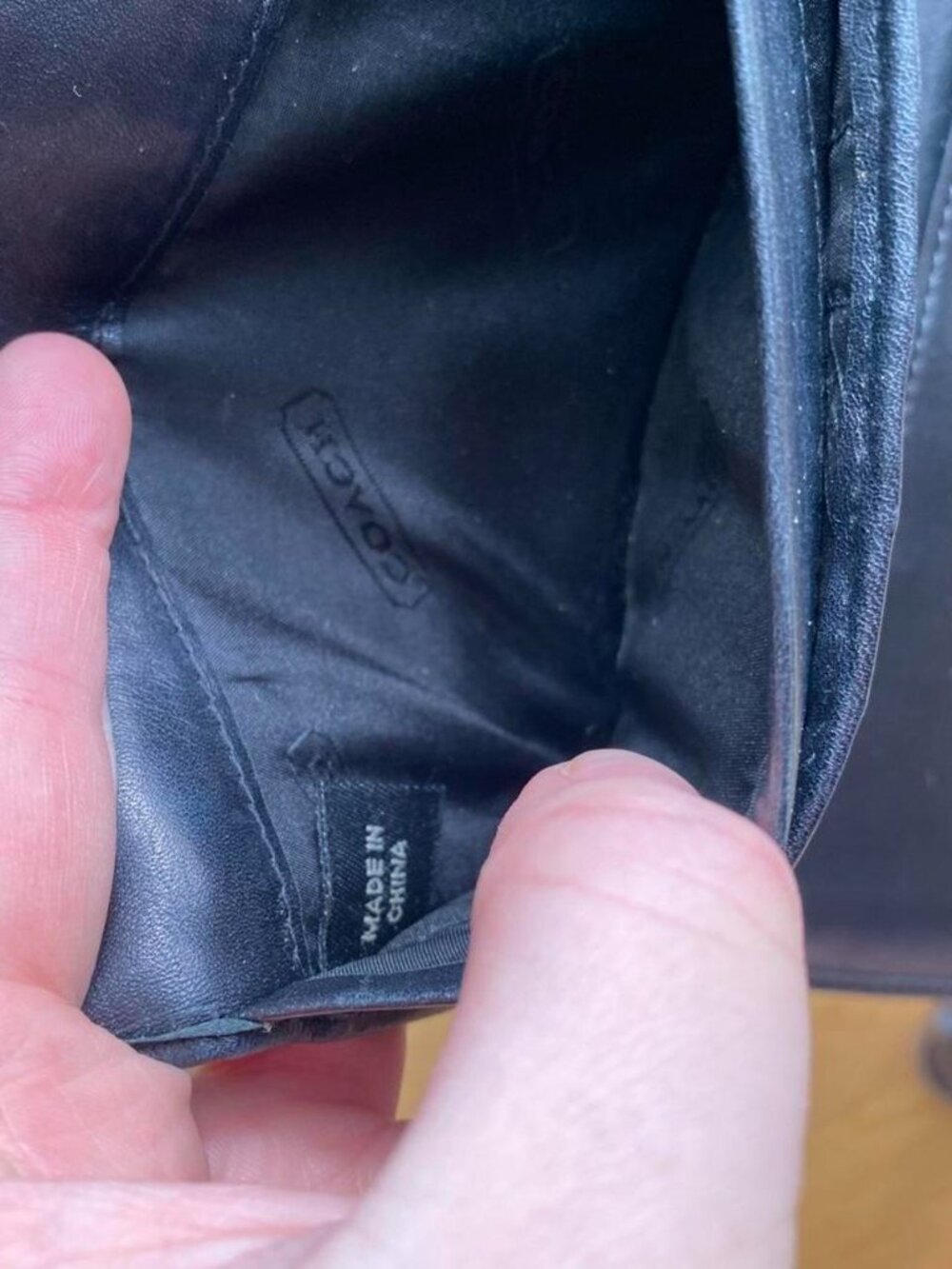 Vtg Y2K Black Coach Soho Signature C Large Buckle Snap Wallet w Silver Hardware - Picture 8 of 8